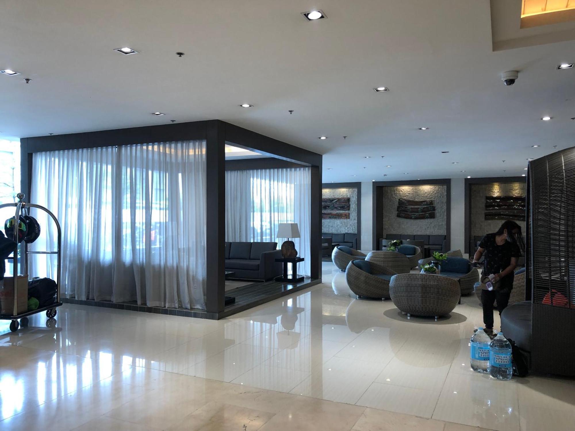 Shore Residences, Mall Of Asia Complex Stayction By Pbyy 帕赛 外观 照片