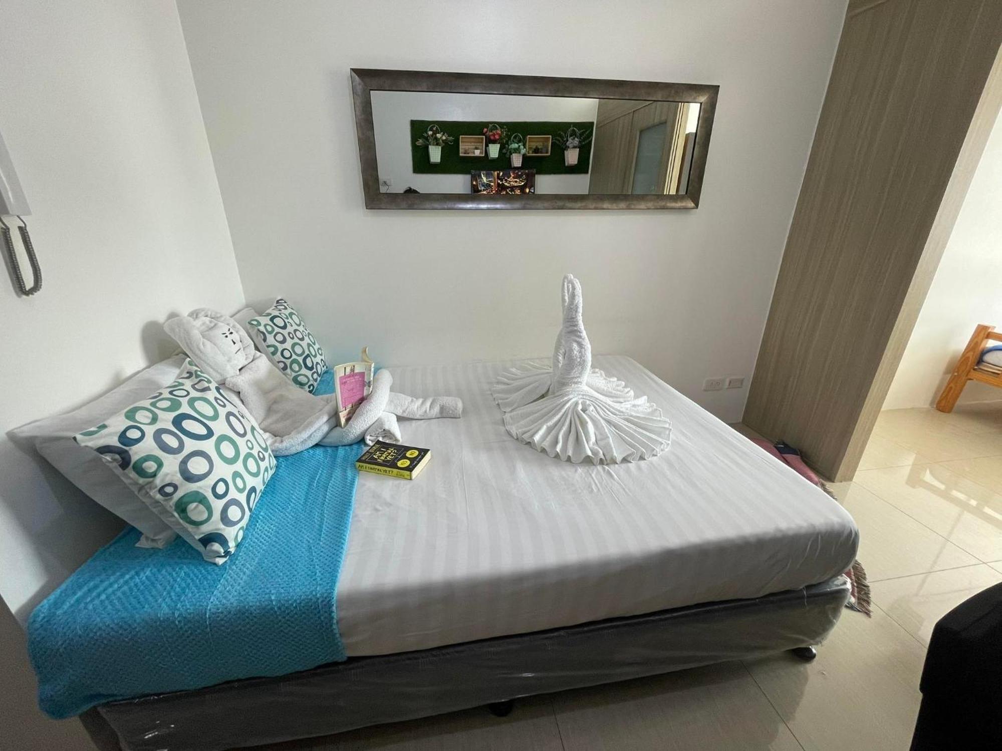 Shore Residences, Mall Of Asia Complex Stayction By Pbyy 帕赛 外观 照片