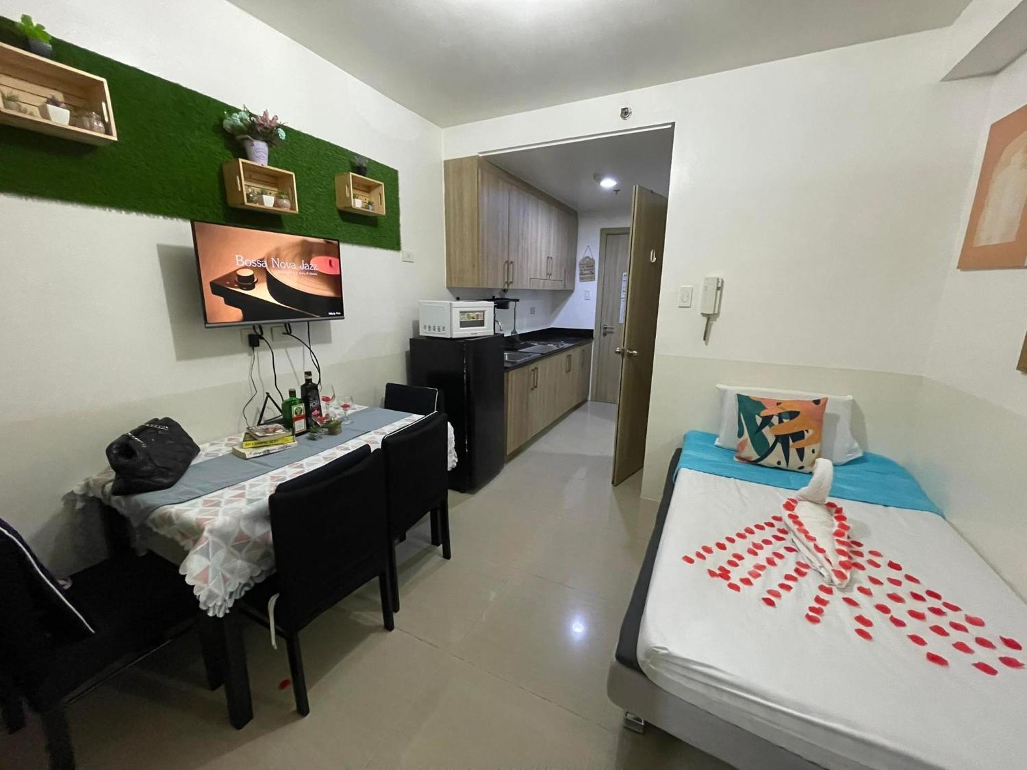 Shore Residences, Mall Of Asia Complex Stayction By Pbyy 帕赛 外观 照片