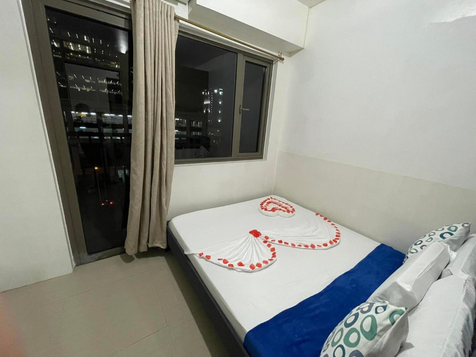 Shore Residences, Mall Of Asia Complex Stayction By Pbyy 帕赛 外观 照片
