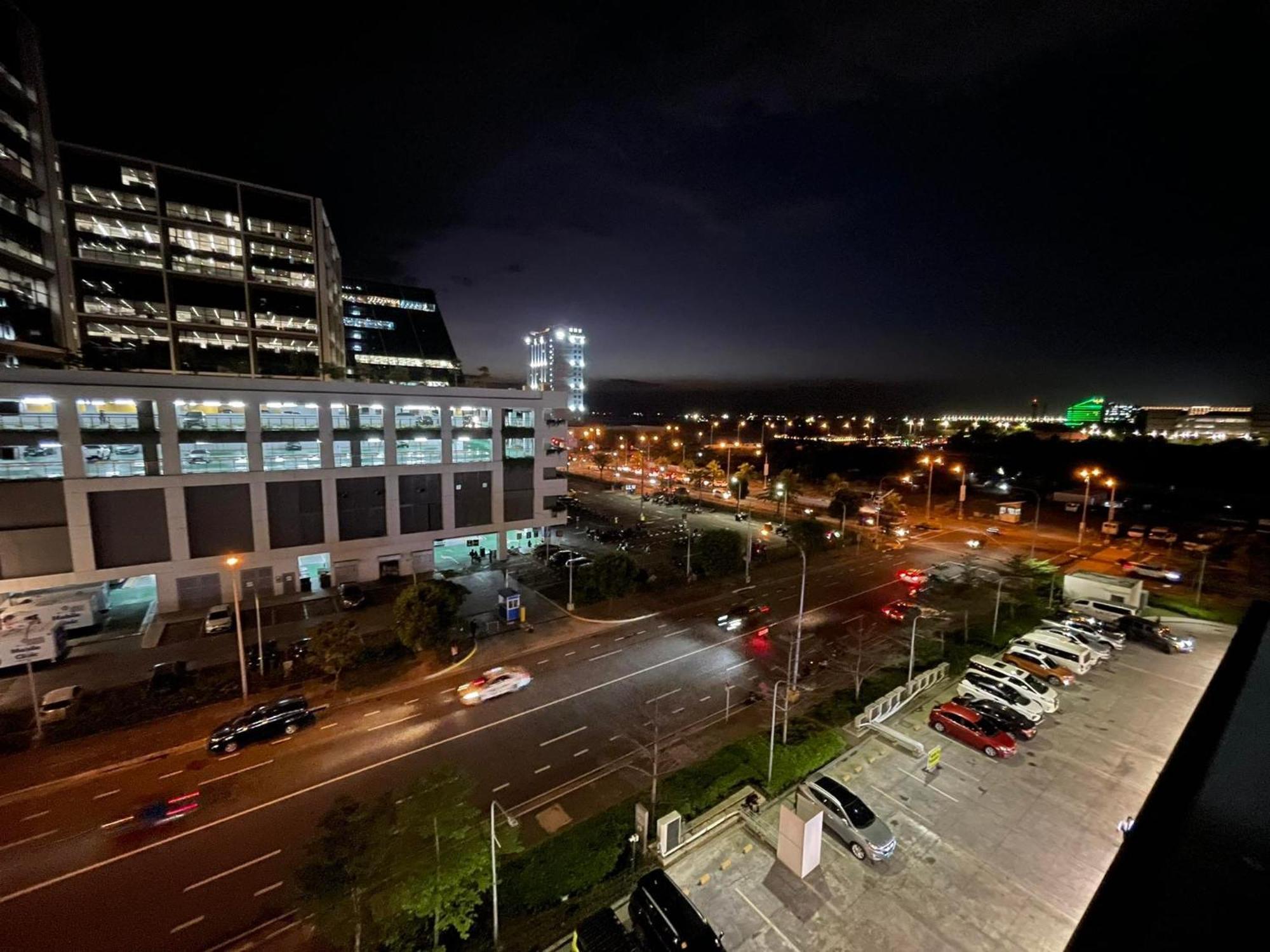 Shore Residences, Mall Of Asia Complex Stayction By Pbyy 帕赛 外观 照片